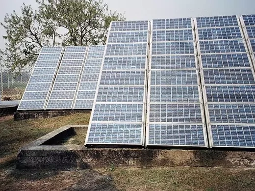 India-solar-battery-charging-station