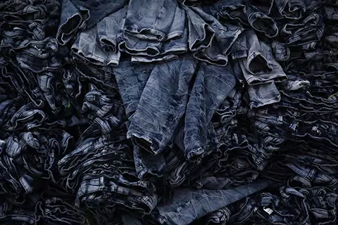 A pile of jeans 