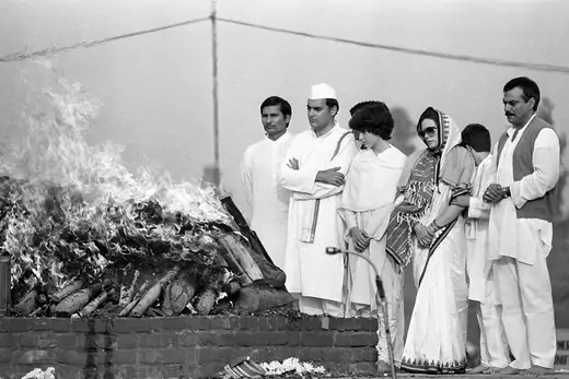 Gandhi Family at Indira Gandhi's Cremation.