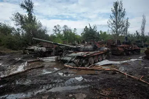 A Ukrainian counteroffensive attack destroyed Russian tanks near the city of Izyum, Ukraine.
