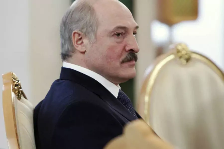 Lukashenko-20120423