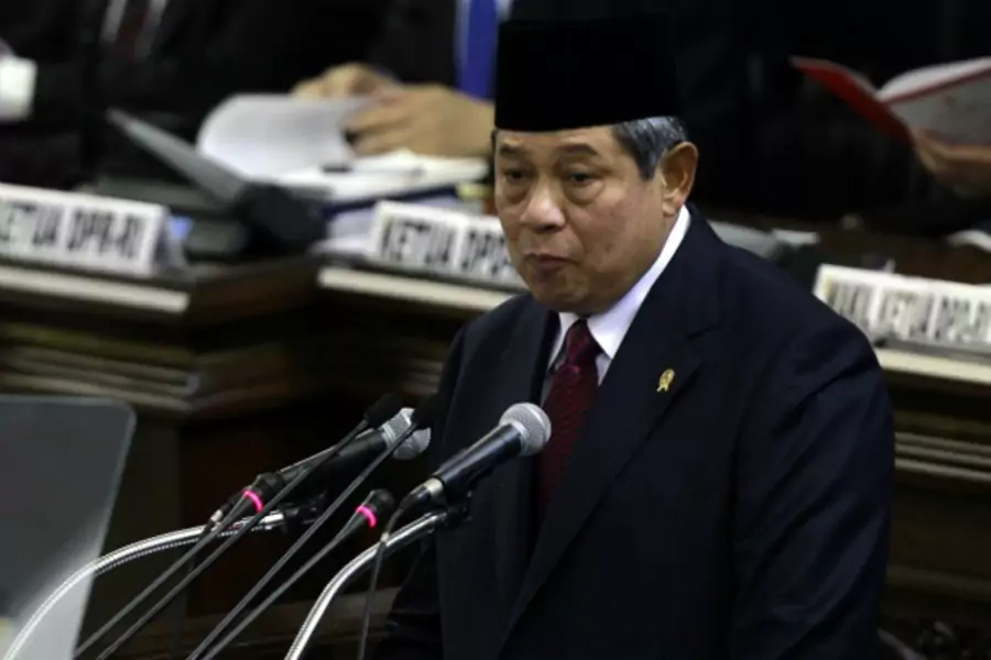 Indonesia's President Susilo Bambang Yudhoyono speaks in front of parliament members in Jakarta August 16, 2012.