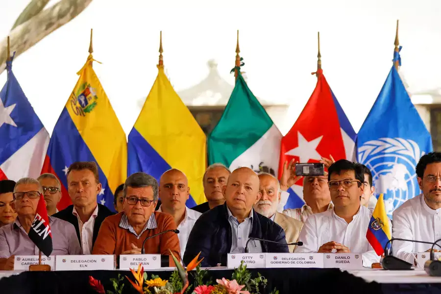Representatives of the Colombian government and members of the ELN announce the second round of peace talks at a press conference.