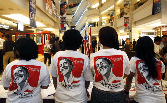 Supporters of U.S President Obama gather for party to welcome him at Fabulous Bellagio Mall in Jakarta