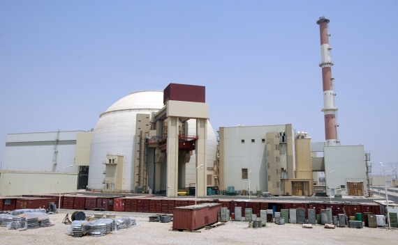 A view of the Bushehr main nuclear reactor south of Tehran, Iran on August 21, 2010 (Courtesy Reuters/Raheb Homavandi).