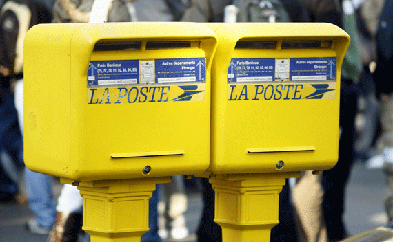 A Mailbox is seen downtown Paris, January 13, 2008. REUTERS/Charles Platiau