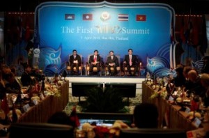 Thailand’s Prime Minister Abhisit Vejjajiva and his counterparts from Vietnam, Cambodia and Laos sit in their chairs during the Mekong River summit in Hua Hin