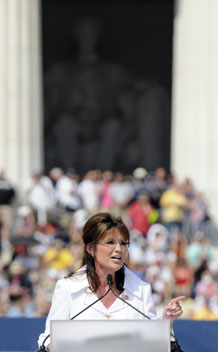 Sarah Palin addresses Glenn Beck’s Restoring Honor rally on the National Mall in Washington