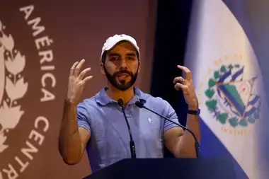 Photo of Salvadoran President Nayib Bukele at a press conference on the day of presidential elections