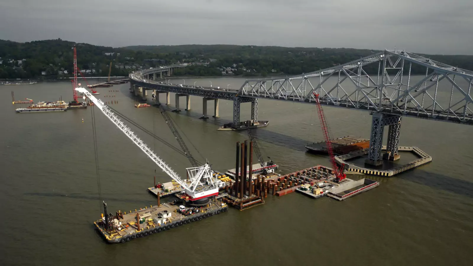 Construction on the Tappan Zee Bridge in Tarrytown, New York, May 14, 2014.