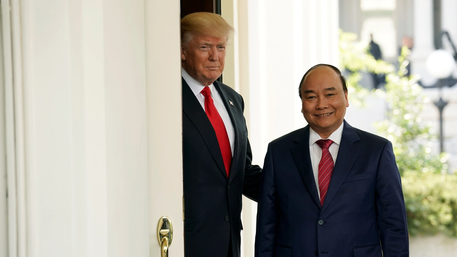 U.S. President Donald J. Trump welcomes Vietnamese Prime Minister Nguyen Xuan Phuc at the White House, Washington, DC. 