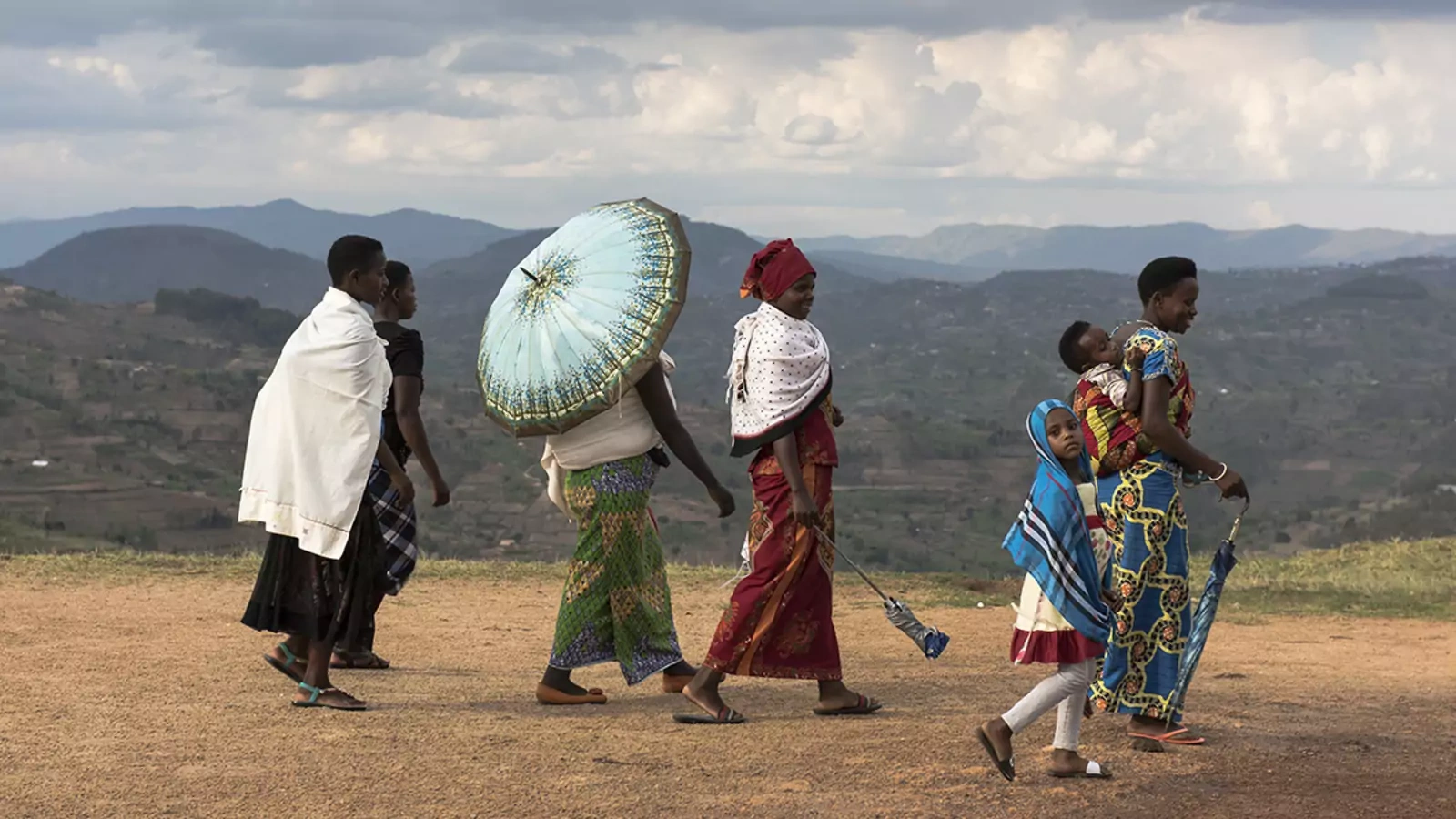 Women in the Rwandan countryside.