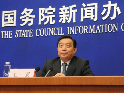 Wang Chen, director of the State Council Information Office answers questions after announcing the launch of the National Internet Information Office. (Zhai Zihe / Courtesy  Xinhua)