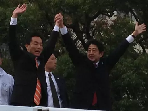 Hideki Murai (L) from Saitama 1st constituency  appears at a rally alongside Liberal Democratic Party president Shinzo Abe (R). Murai, a first-time candidate, won his district with 96,000 votes. November 30, 2012 (Mamoru Watanabe/Courtesy Hideki Murai, Facebook).
