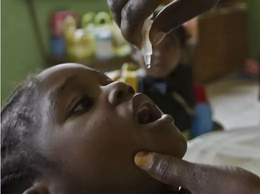 Nigeria-polio-epidemic-immunization-vacination-global-health-yellow-fever-sudan