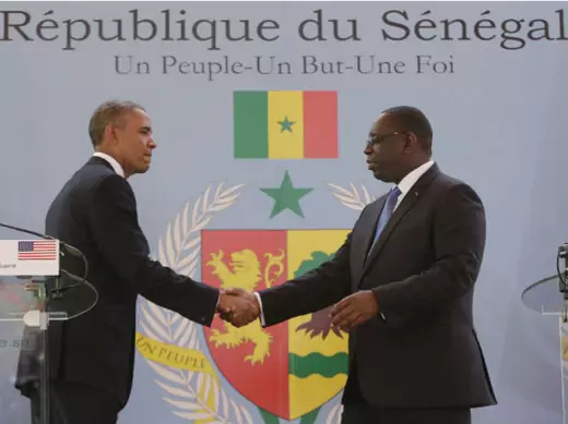 U.S. President Barack Obama (L) and Senegal President Macky Sall shake hands after their joint news conference at the Presidential Palace June 27, 2013.