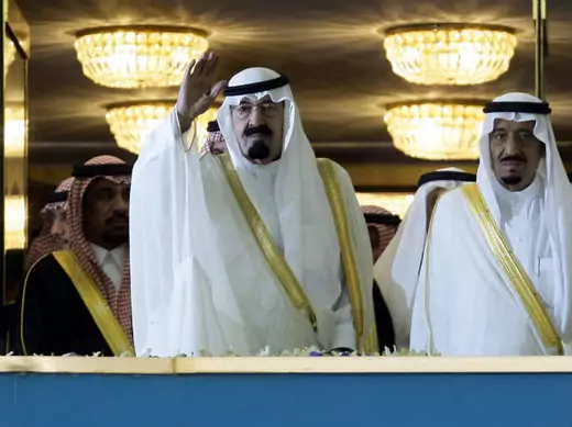 Saudi Arabia's King Abdullah (C), joins with his brother Prince Salman (R) (Shadeed/Courtesy Reuters).