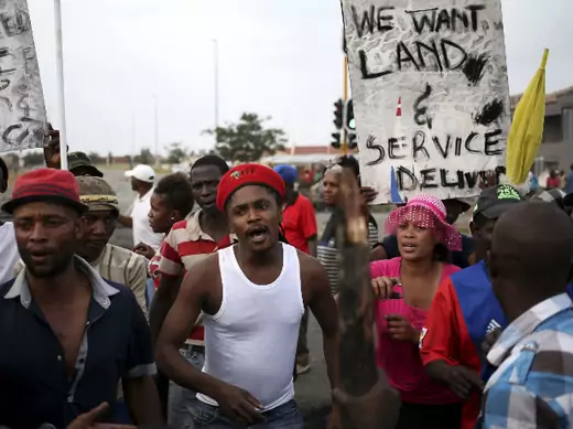 Protesters take part in a service delivery protest in Sebokeng, south of Johannesburg, February 5, 2014. 