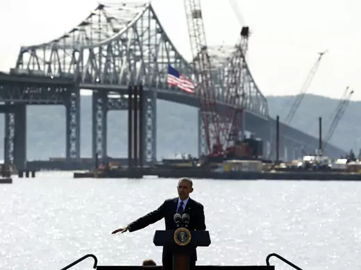 U.S. President Barack Obama speaks about transportation infrastructure during a visit to the Tappan Zee Bridge in Tarrytown, New York May 14, 2014 (Kevin Lamarque/Courtesy Reuters).