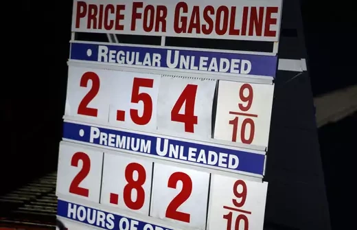 Gasoline_price_gas_tax_01092015