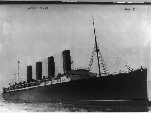 Lusitania-Sinks