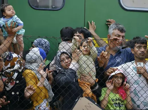 Migrants-Hungary-20151118