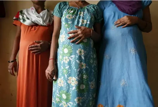 Pregnant-women-India_RTR3FFER