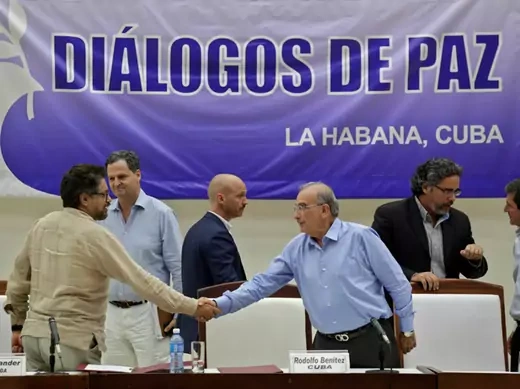 Credible Commitment and the Colombian Peace Plebiscite - LAM