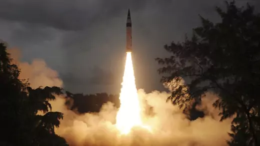 A surface-to-surface missile is launched off the eastern Indian state of Odisha, September 15, 2013. 