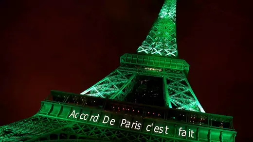 The Eiffel Tower announces the Paris Agreement