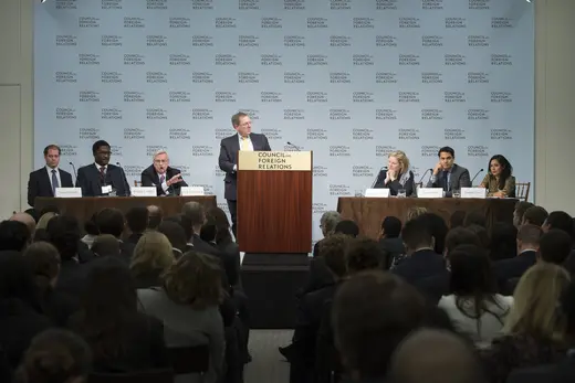 New York Times Washington Correspondent David E. Sanger presides over a debate on U.S. trade agreements at the annual Term Member Conference.