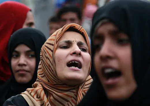 Women shout slogans during a protest demanding the ouster of Yemen's President Ali Abdullah Saleh in Sanaa June 7, 2011.