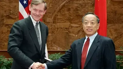 U.S. Deputy Secretary of State Robert Zoellick and Chinese Foreign Minister Li Zhaoxing meet in Beijing.