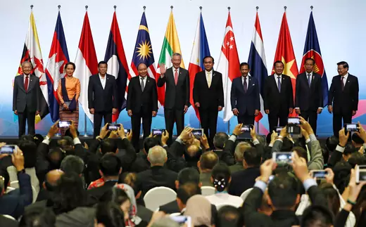 ASEAN leaders gather for a group photo during the opening ceremony of the 33rd ASEAN Summit in Singapore November 13, 2018.