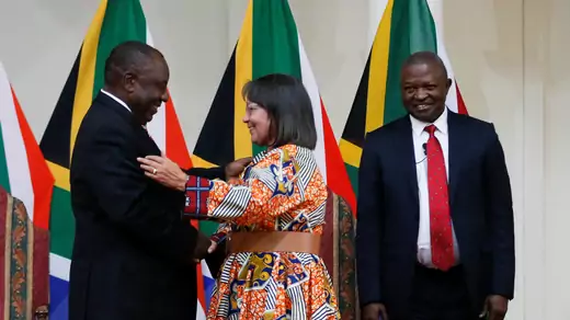 South-Africa-Ramaphosa-Patricia-de-Lille-minister