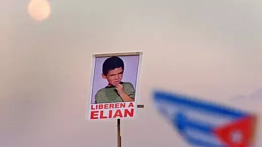 A Cuban poster calls for the return of Elián González.