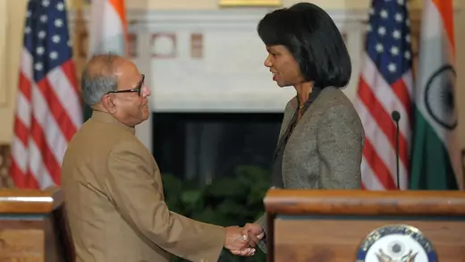 US Secretary of State Condoleezza Rice and Indian External Affairs Minister Pranab Mukherjee shake hands.