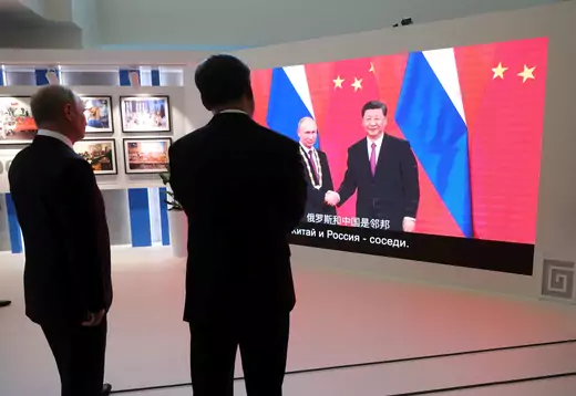Russian President Vladimir Putin (L) and Chinese President Xi Jinping visit an exhibition on the history of the Russian-Chinese trade and economic cooperation on the sidelines of the Eastern Economic Forum in Vladivostok, Russia.