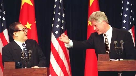Former U.S. President Bill Clinton and former Chinese President Jiang Zemin at a press conference on October 29, 1997. 