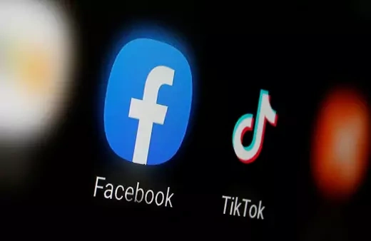 The logos of TikTok and Facebook are displayed.