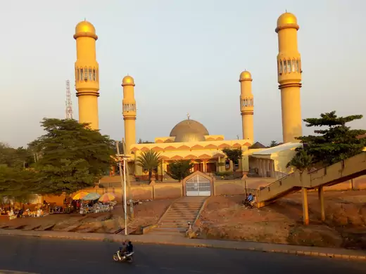 A picture of the Sultan Bello mosque, also known as the Kaduna Central mosque, in Kaduna, Nigeria.
