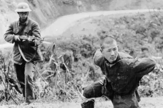 A Chinese crewman is captured during the 1979 Sino-Vietnamese War. 