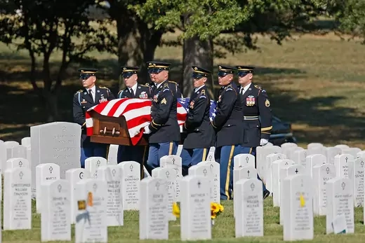  A military honor guard carries a casket of a U.S. soldier during a funeral ceremony at Arlington national Cemetery.