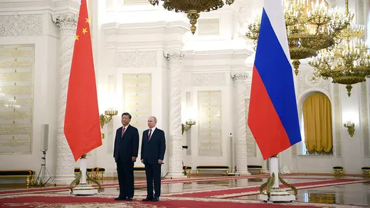 Russian President Vladimir Putin and Chinese leader Xi Jinping attend a welcome ceremony at the Kremlin on March 21, 2023. 