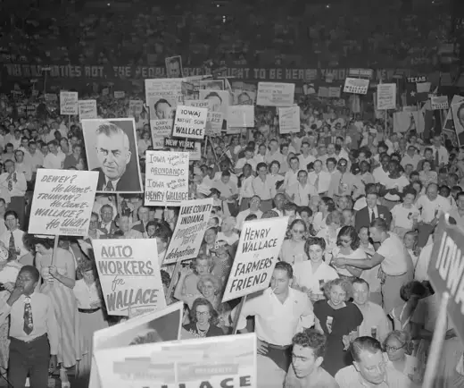 Delegates at the Progressive Party’s 1948 national convention in Philadelphia, Pennsylvania, show their support for the party’s presidential candidate, Henry Wallace.
