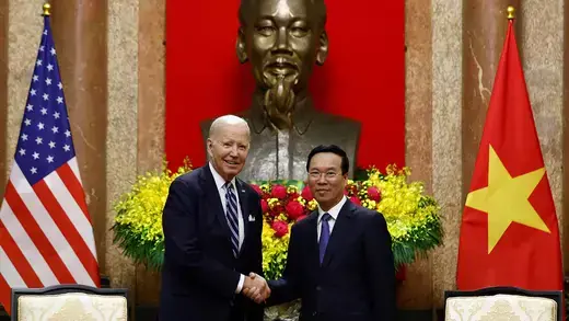 President Joe Biden and President Vo Van Thuong shaking hands