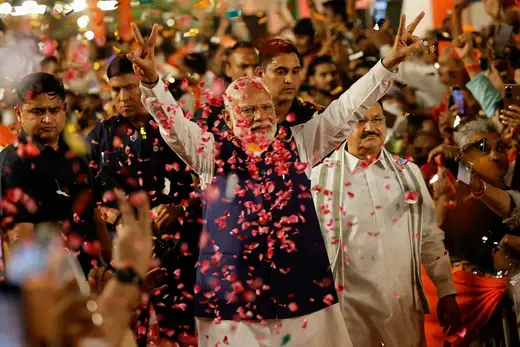 Indian Prime Minister Narendra Modi gestures as he arrives at Bharatiya Janata Party (BJP) headquarters in New Delhi, India, June 4, 2024. REUTERS/Adnan Abidi