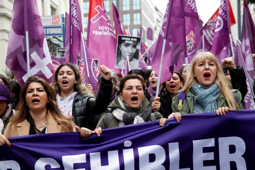 People take part in a demonstration to protest against all gender-based violence and femicide, ahead of International Women's Day, in Istanbul, Turkey March 3, 2024.