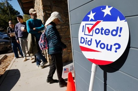 Early voters in Asheville, North Carolina head to the polls. 