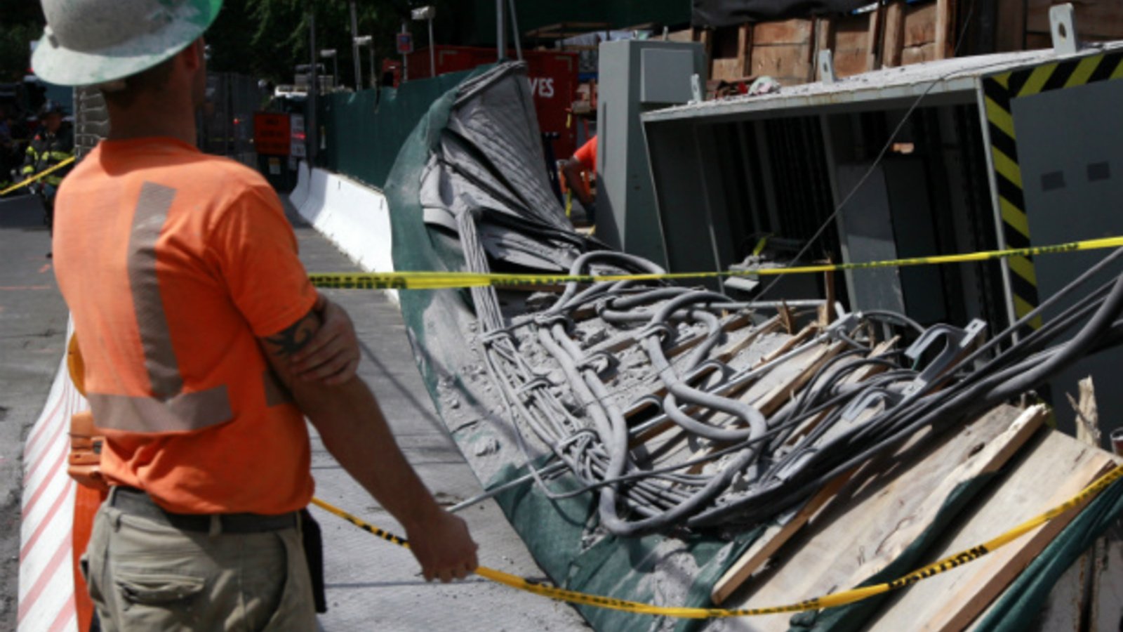 NYC's MTA keeps construction going during coronavirus crisis